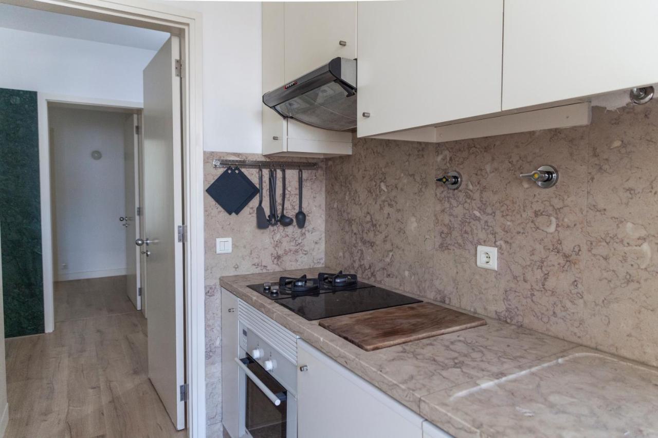 Classy 2Bdr Apartment In Downtown By Lovelystay Lisboa Kültér fotó