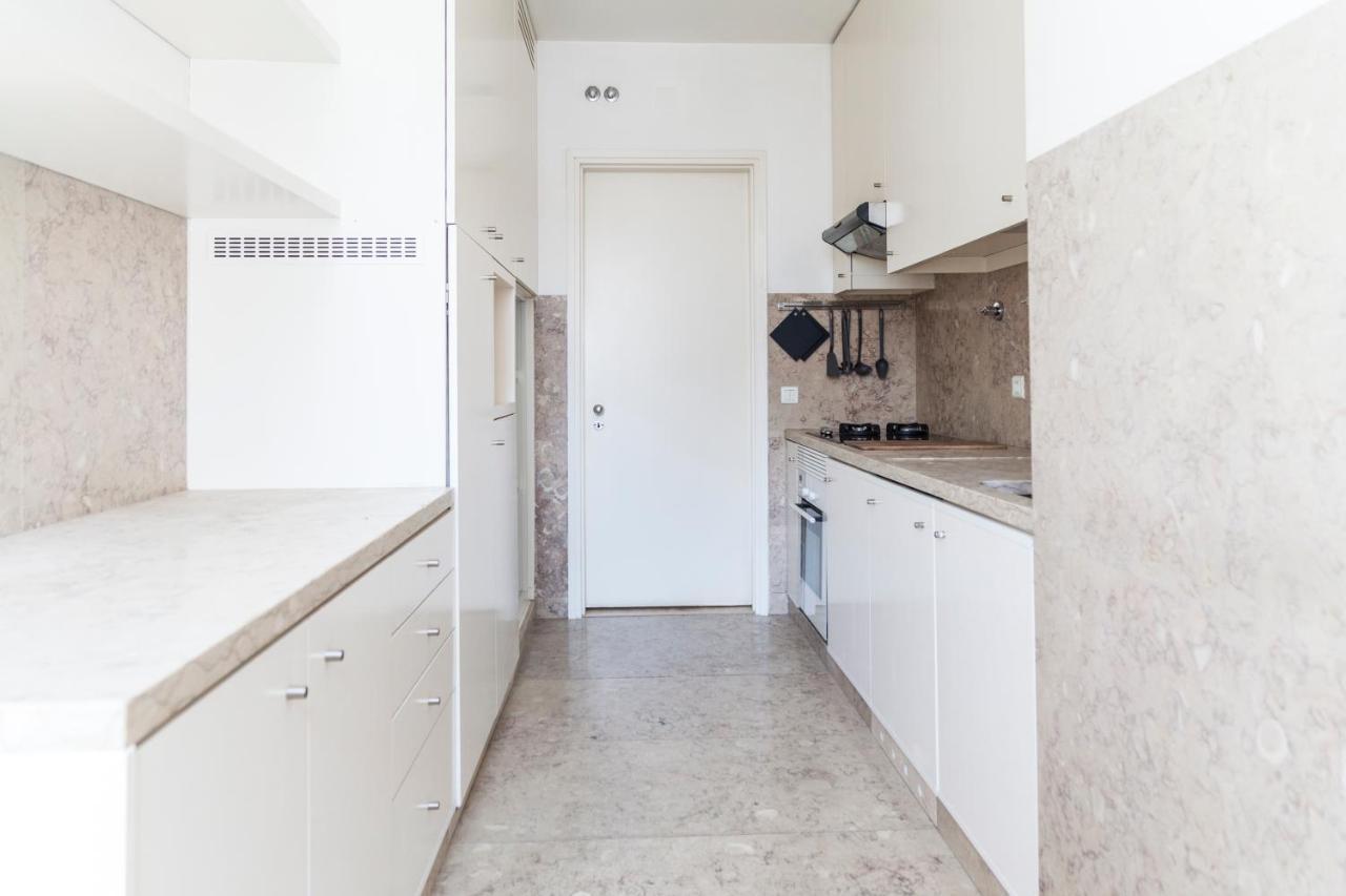 Classy 2Bdr Apartment In Downtown By Lovelystay Lisboa Kültér fotó