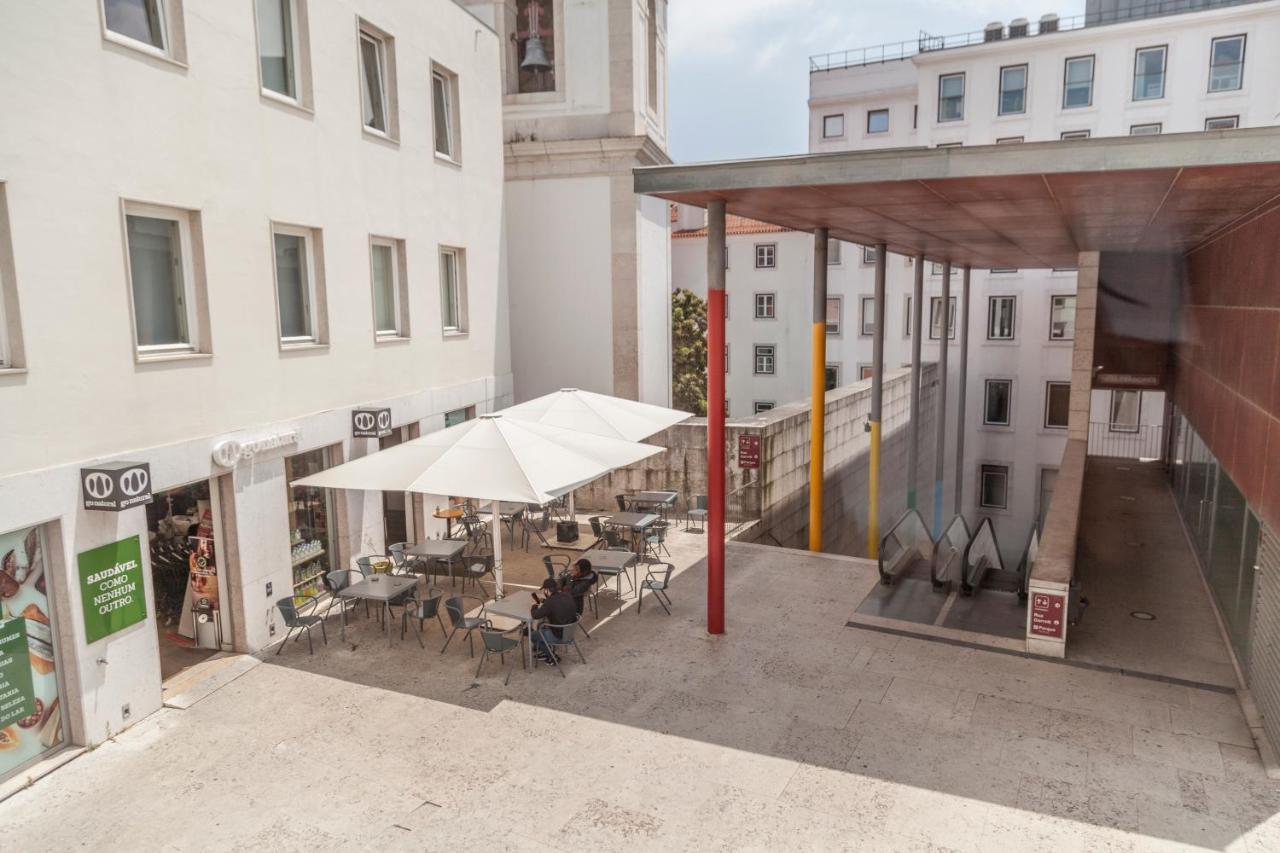 Classy 2Bdr Apartment In Downtown By Lovelystay Lisboa Kültér fotó